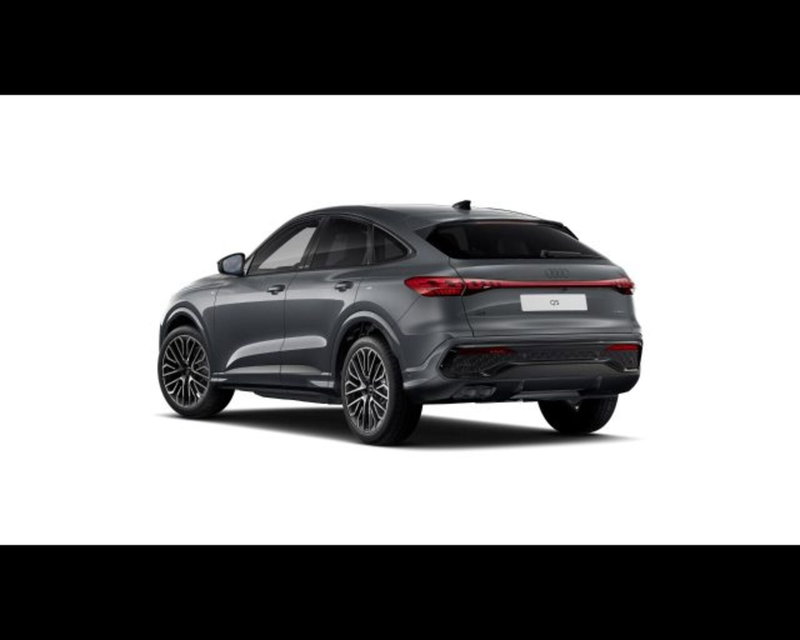 Audi Q5 Sportback nuova a Treviso (4)
