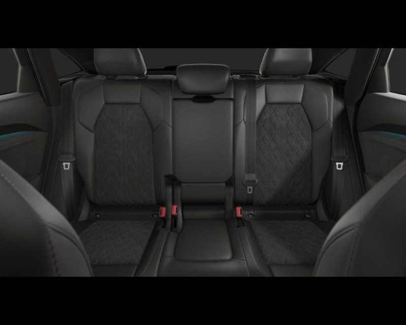 Audi Q5 Sportback nuova a Treviso (9)
