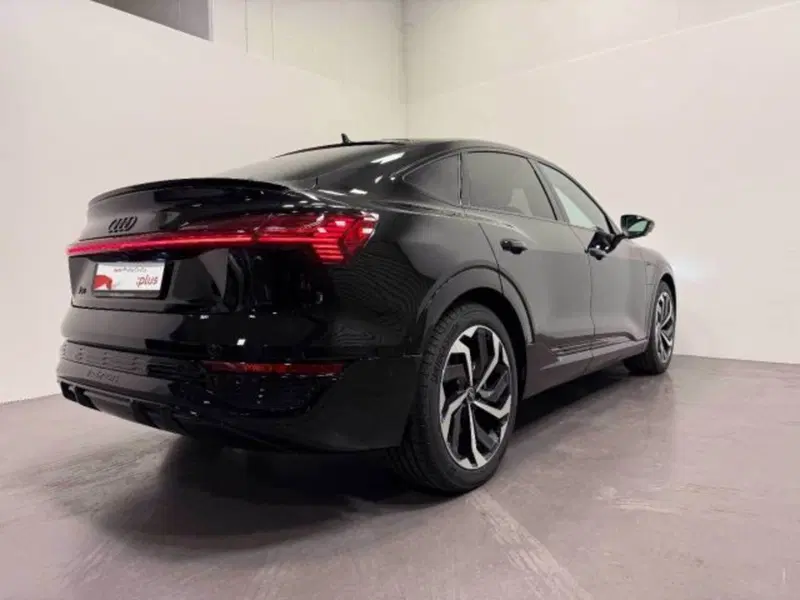 Audi Q8 Sportback nuova a Treviso (3)
