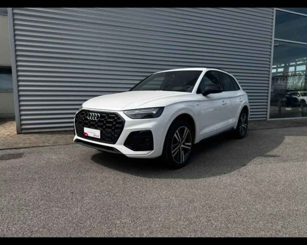 Audi Q5 Sportback nuova a Treviso (2)
