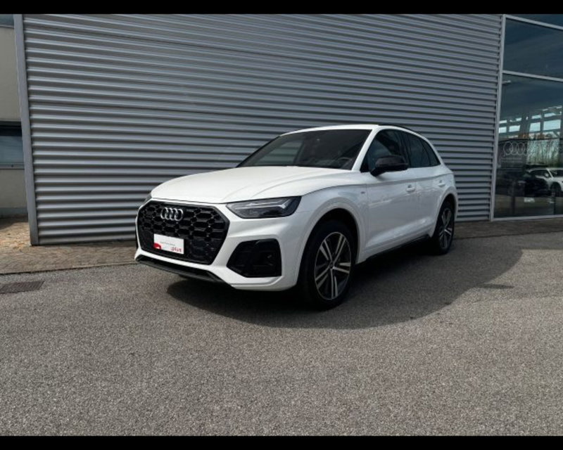 Audi Q5 Sportback nuova a Treviso (3)