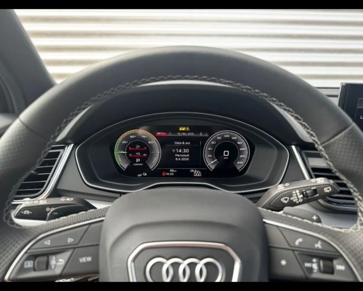 Audi Q5 Sportback nuova a Treviso (6)