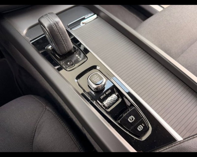 Volvo XC60 usata a Treviso (13)