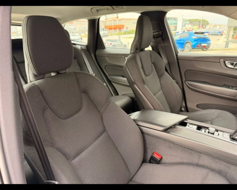 Volvo XC60 usata a Treviso (8)