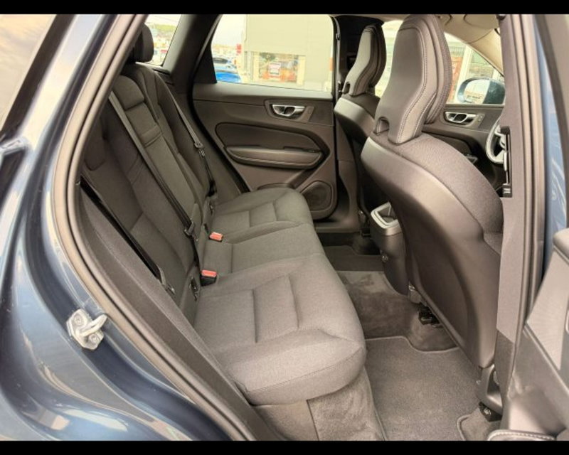 Volvo XC60 usata a Treviso (9)