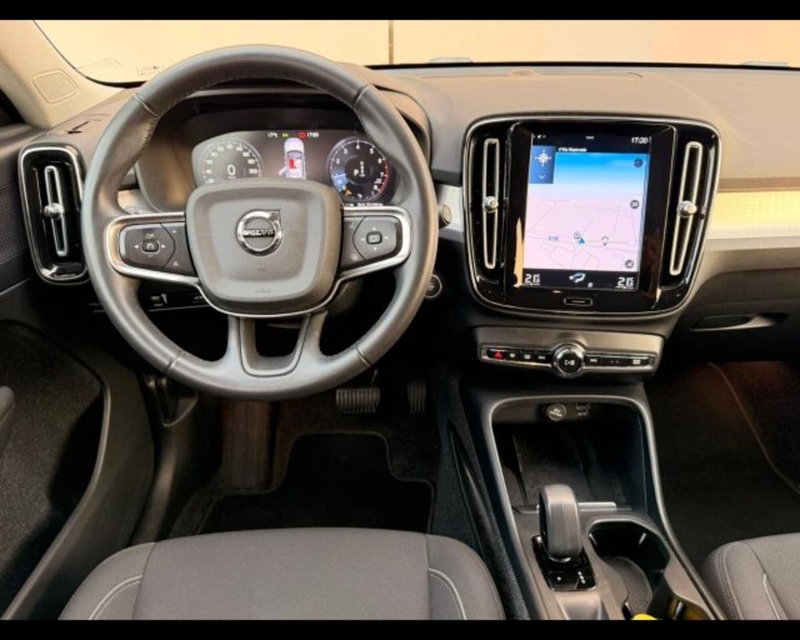 Volvo XC40 usata a Treviso (9)