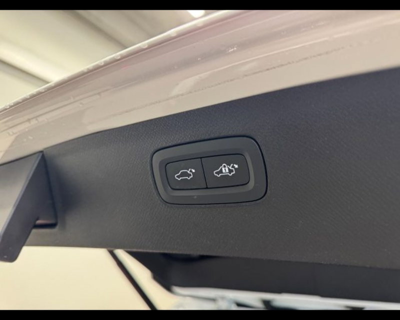 Volvo XC90 usata a Treviso (13)