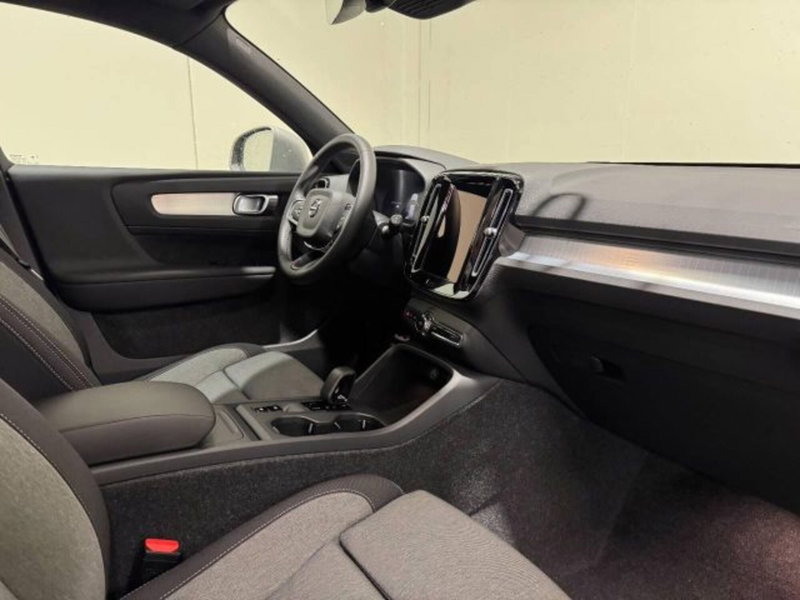 Volvo XC40 usata a Treviso (8)