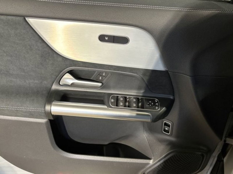 Mercedes-Benz GLA SUV nuova a Bologna (10)
