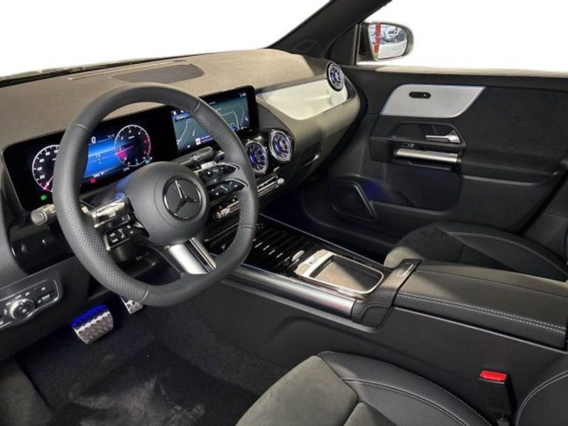 Mercedes-Benz GLA SUV nuova a Bologna (11)