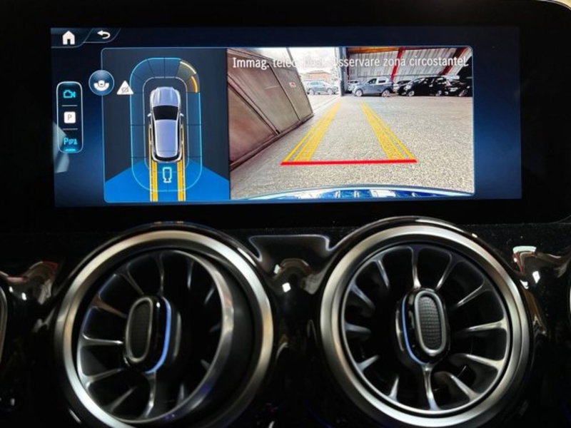 Mercedes-Benz GLA SUV nuova a Bologna (12)
