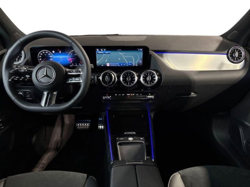 Mercedes-Benz GLA SUV nuova a Bologna (13)