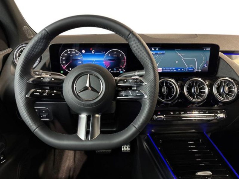 Mercedes-Benz GLA SUV nuova a Bologna (14)