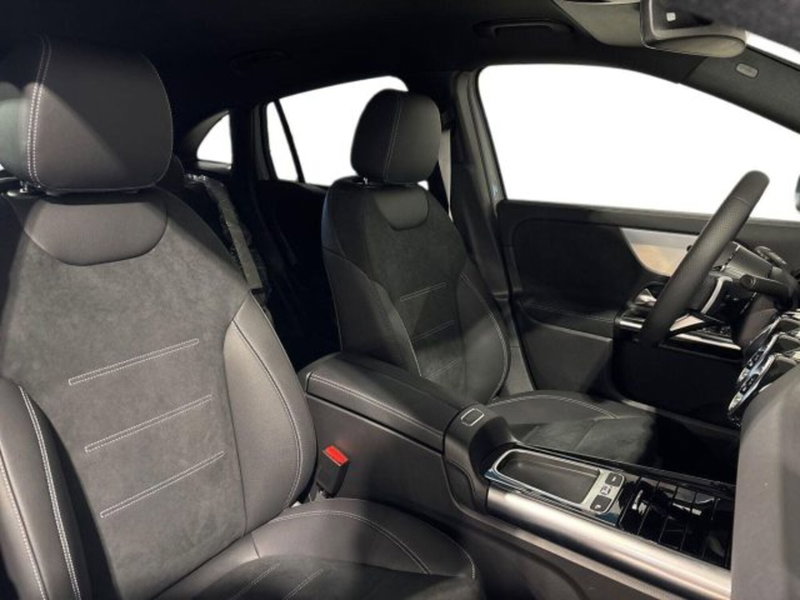 Mercedes-Benz GLA SUV nuova a Bologna (16)