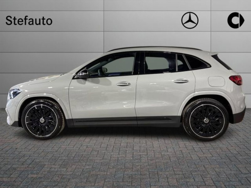 Mercedes-Benz GLA SUV nuova a Bologna (3)