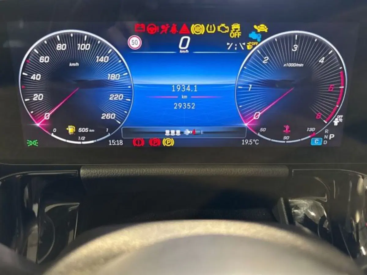 Mercedes-Benz GLA SUV usata a Bologna (13)