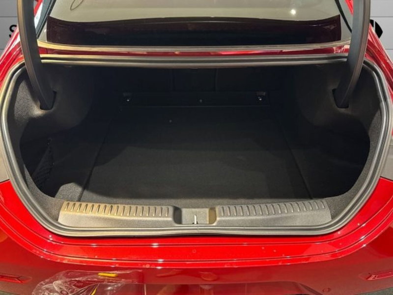 Mercedes-Benz CLA EQ nuova a Bologna (7)