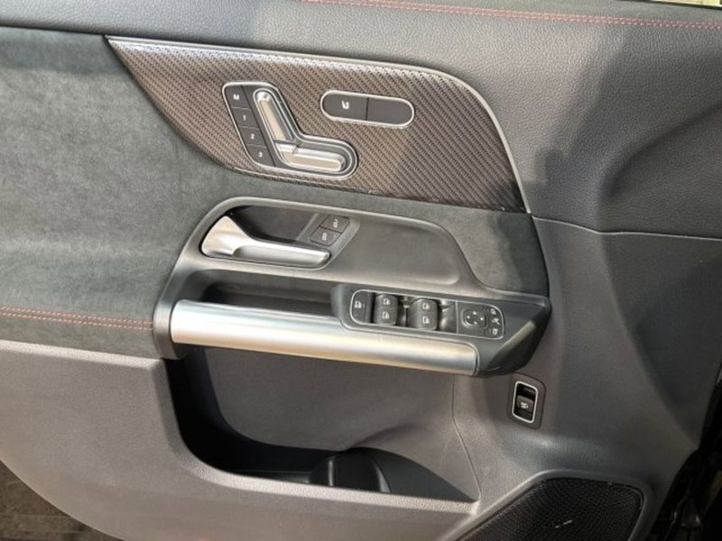 Mercedes-Benz GLA SUV nuova a Bologna (10)