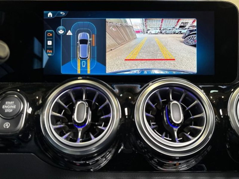 Mercedes-Benz GLA SUV nuova a Bologna (12)