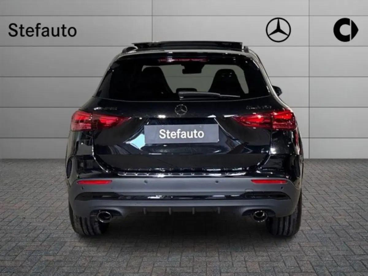 Mercedes-Benz GLA SUV nuova a Bologna (6)