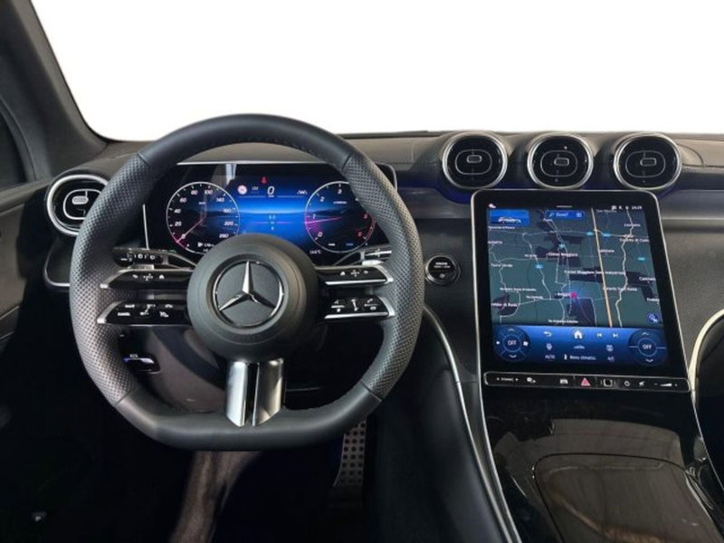 Mercedes-Benz GLC nuova a Bologna (14)