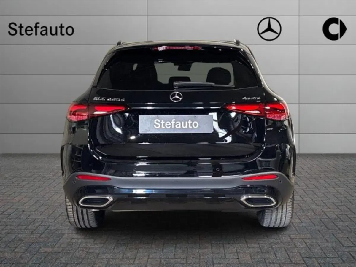 Mercedes-Benz GLC nuova a Bologna (6)