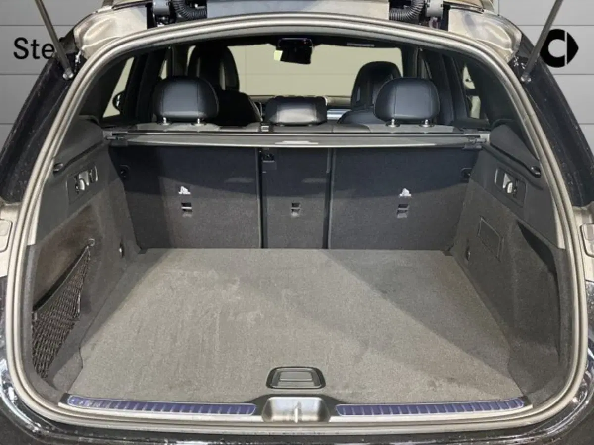 Mercedes-Benz GLC nuova a Bologna (7)