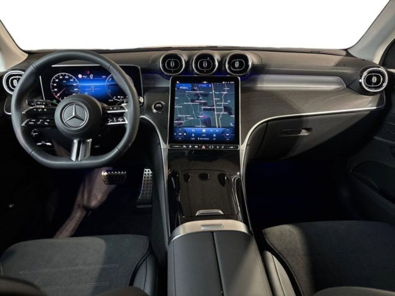 Mercedes-Benz GLC nuova a Bologna (13)