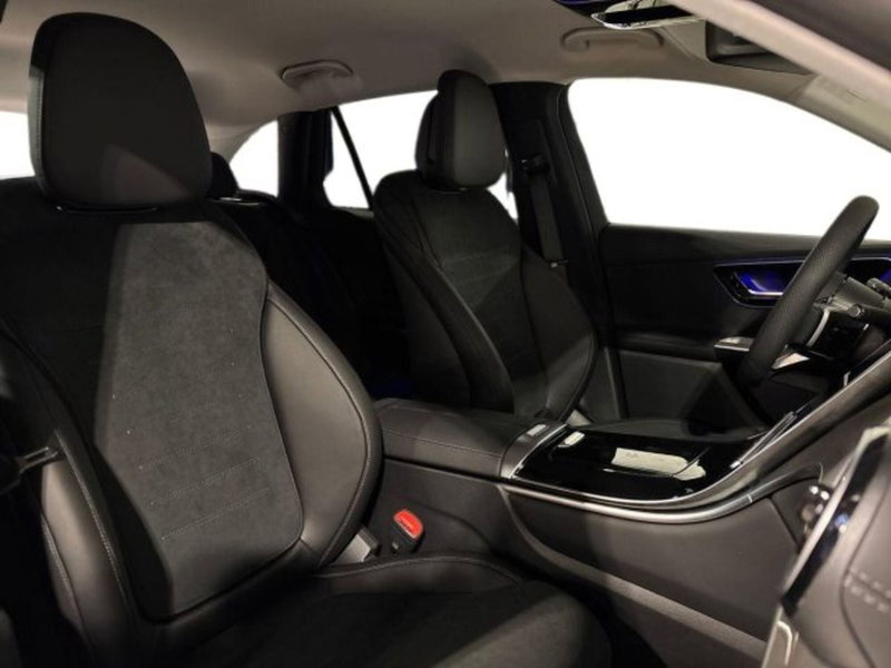 Mercedes-Benz GLC nuova a Bologna (16)