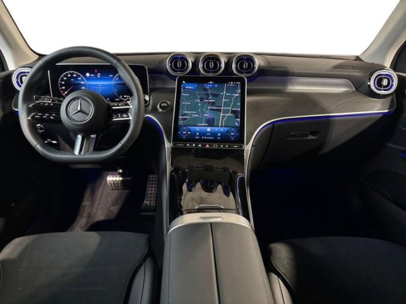 Mercedes-Benz GLC nuova a Bologna (13)