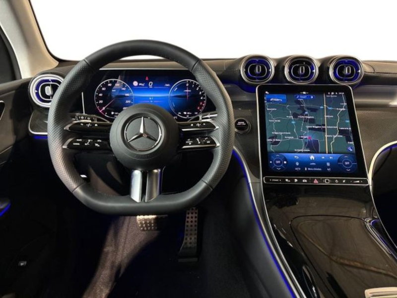 Mercedes-Benz GLC nuova a Bologna (14)
