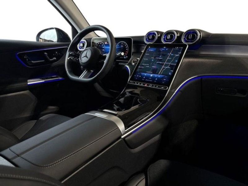 Mercedes-Benz GLC nuova a Bologna (15)
