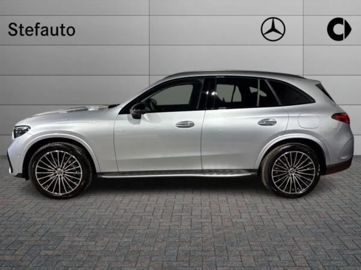 Mercedes-Benz GLC nuova a Bologna (3)