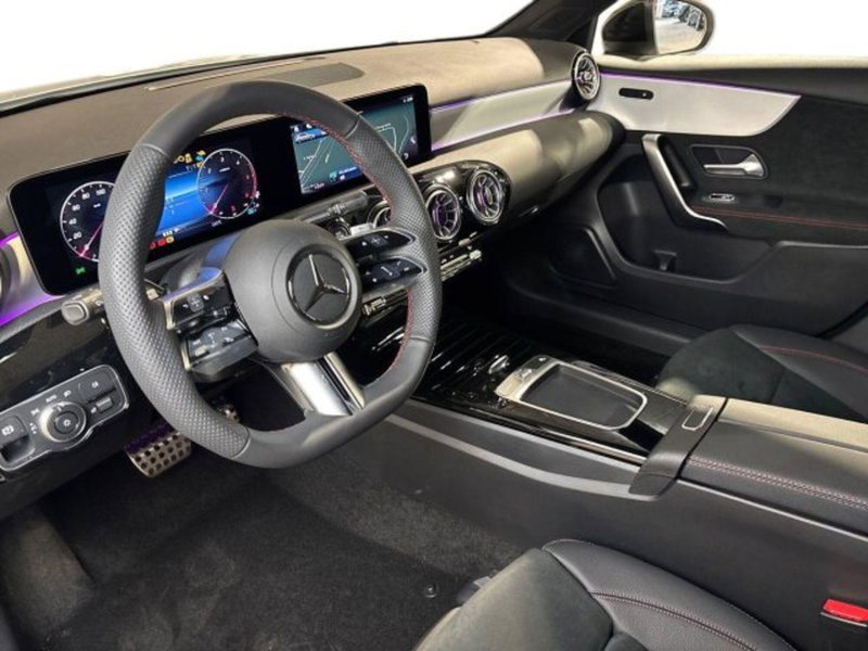 Mercedes-Benz Classe A Sedan nuova a Bologna (11)