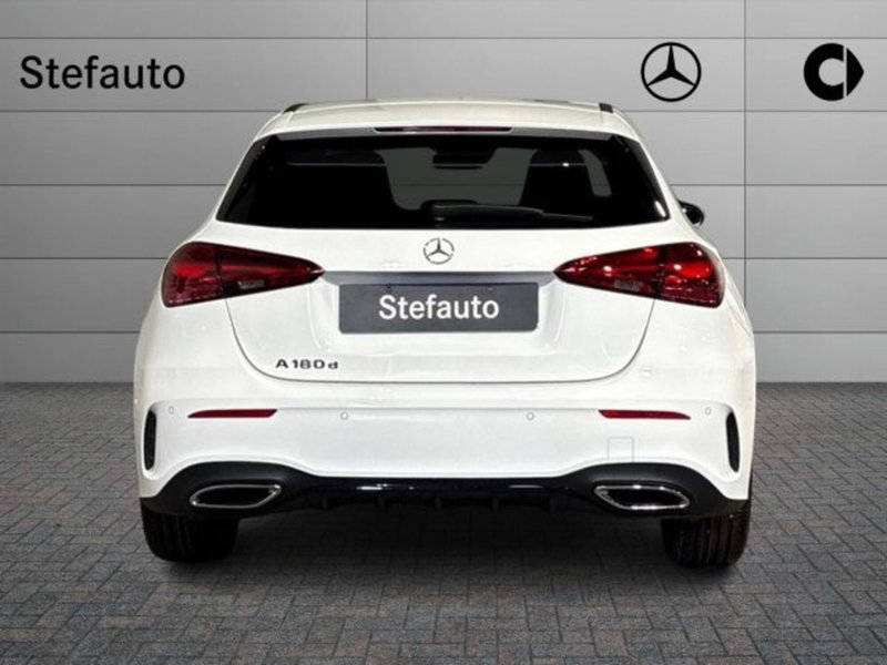 Mercedes-Benz Classe A Sedan nuova a Bologna (6)