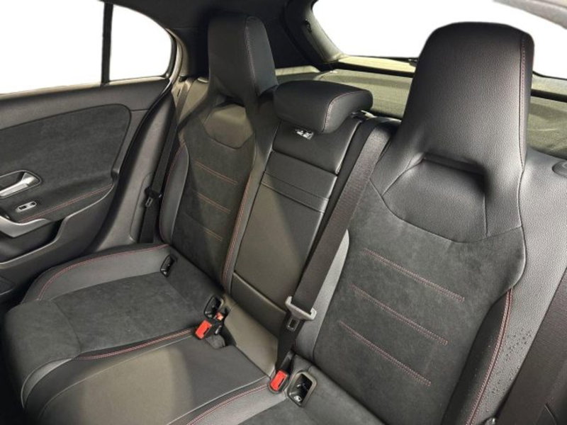 Mercedes-Benz Classe A Sedan nuova a Bologna (9)
