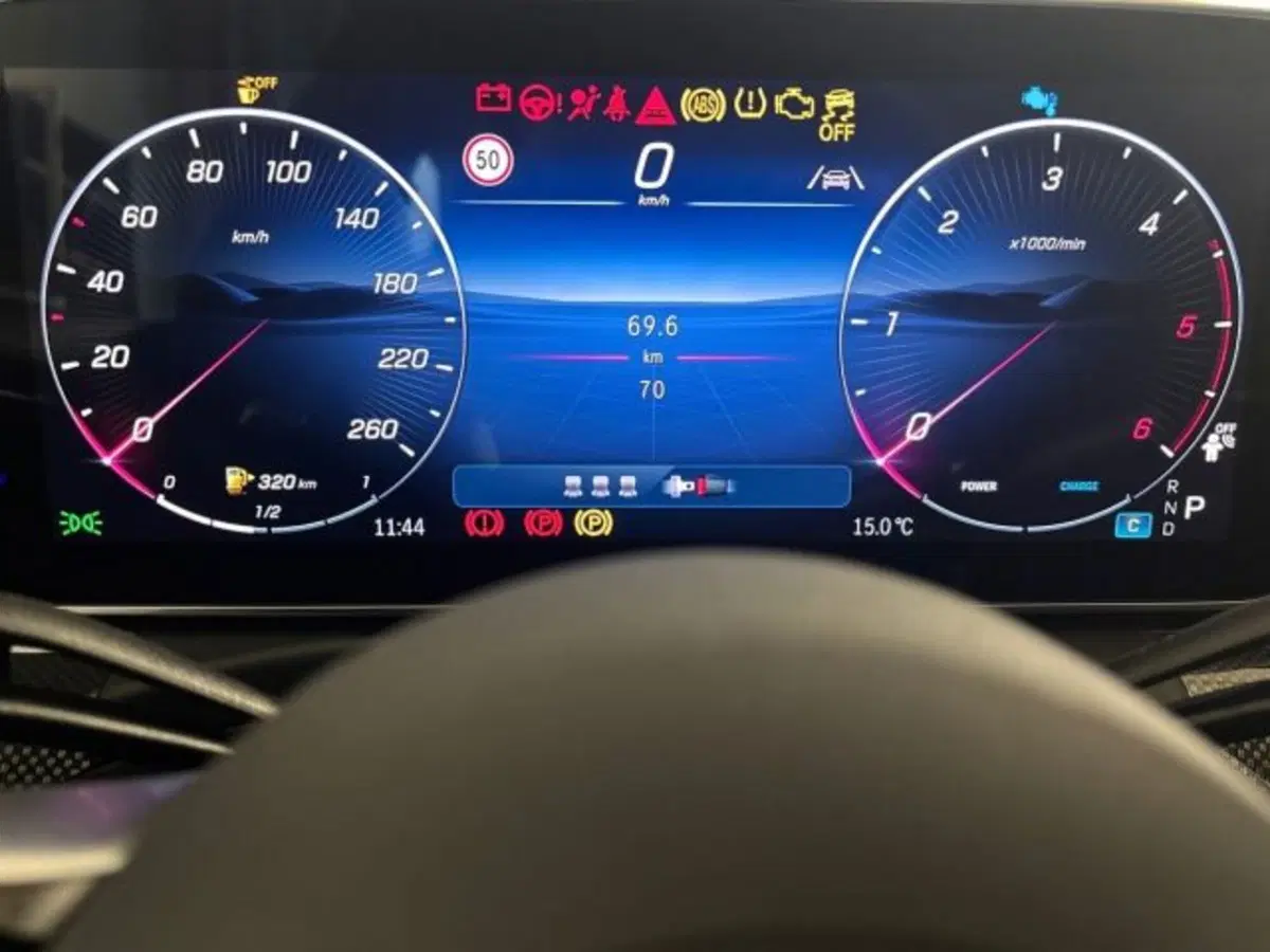 Mercedes-Benz Classe C nuova a Bologna (13)