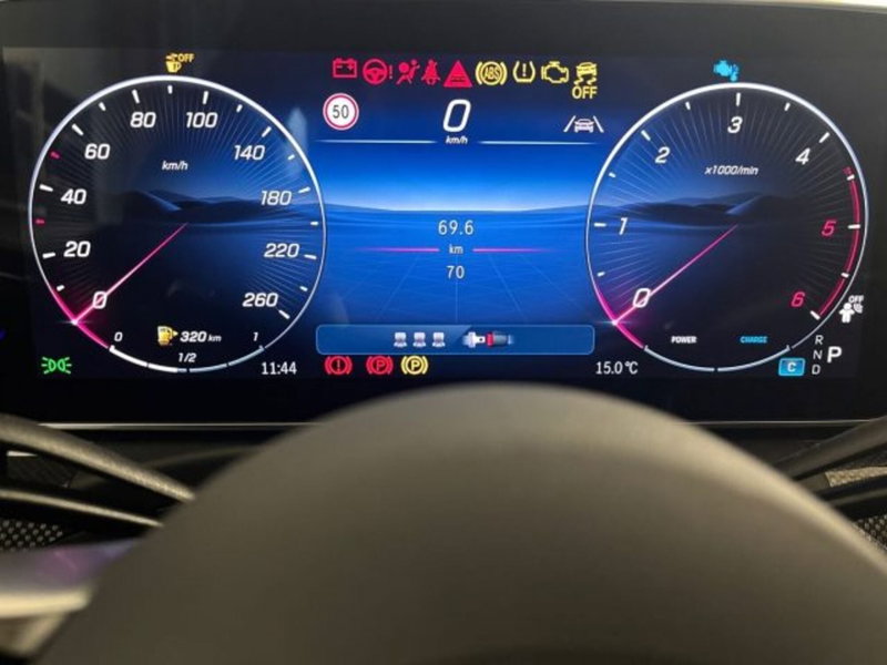 Mercedes-Benz Classe C nuova a Bologna (13)