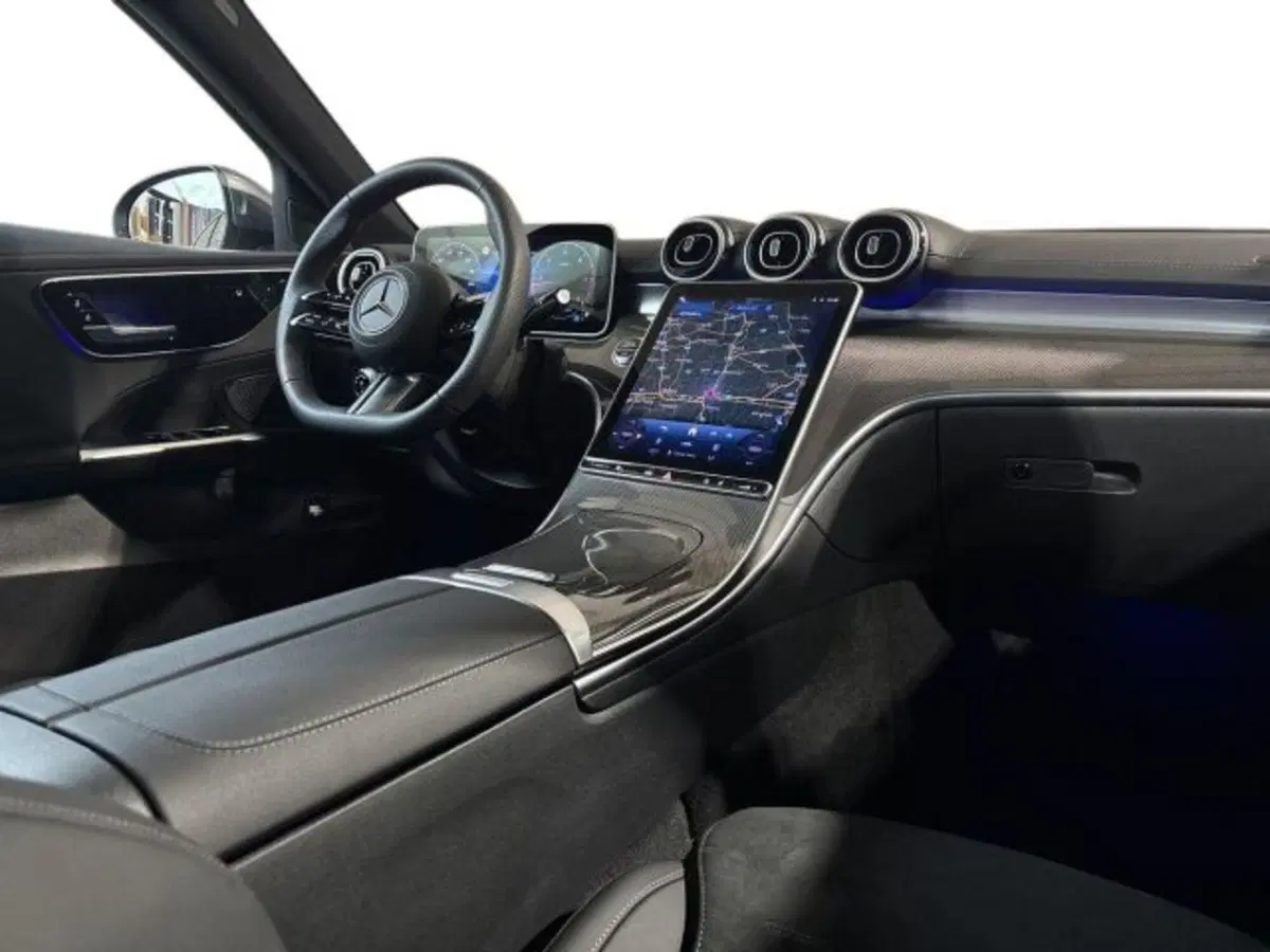 Mercedes-Benz Classe C nuova a Bologna (15)