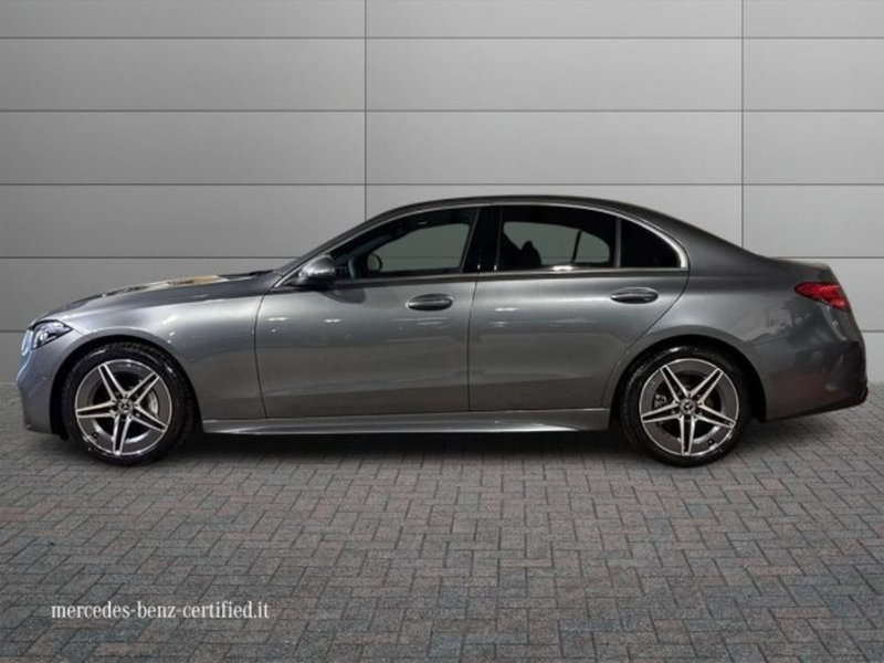 Mercedes-Benz Classe C nuova a Bologna (6)