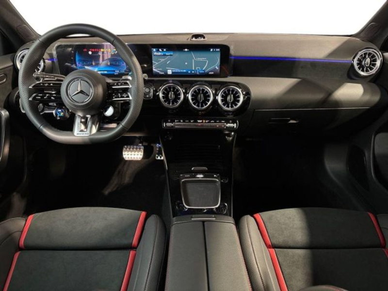 Mercedes-Benz Classe A Sedan nuova a Bologna (13)