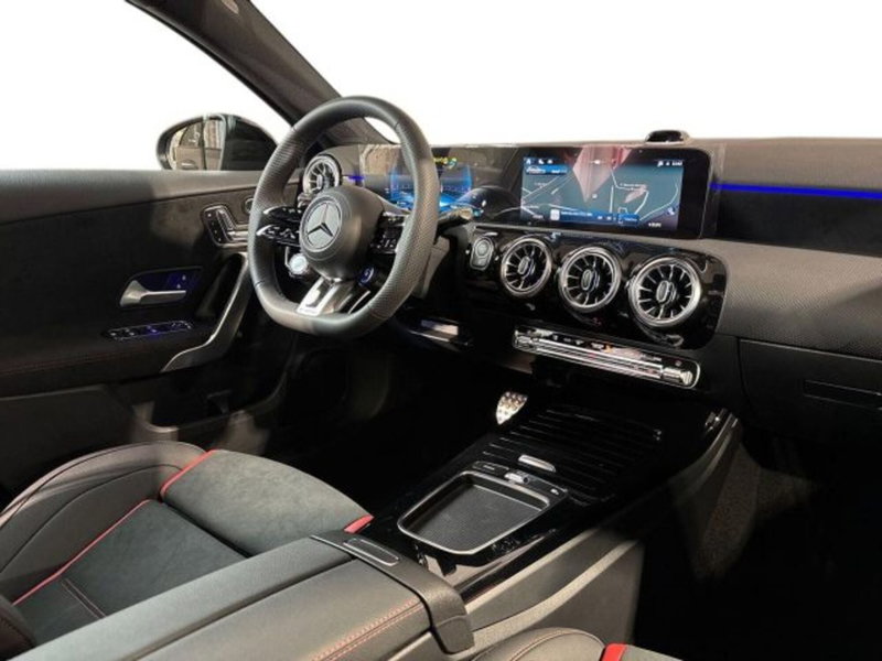 Mercedes-Benz Classe A Sedan nuova a Bologna (15)