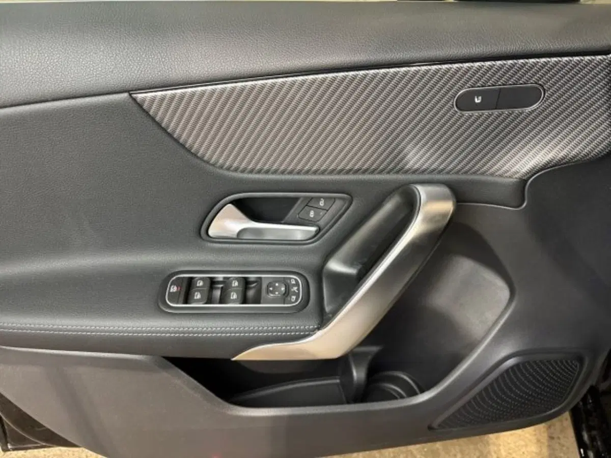 Mercedes-Benz Classe A nuova a Bologna (10)