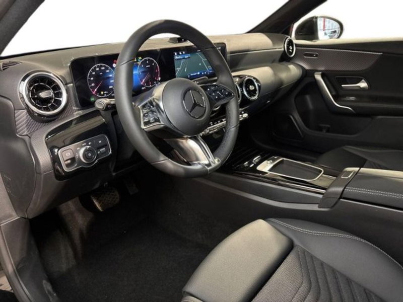 Mercedes-Benz Classe A nuova a Bologna (11)