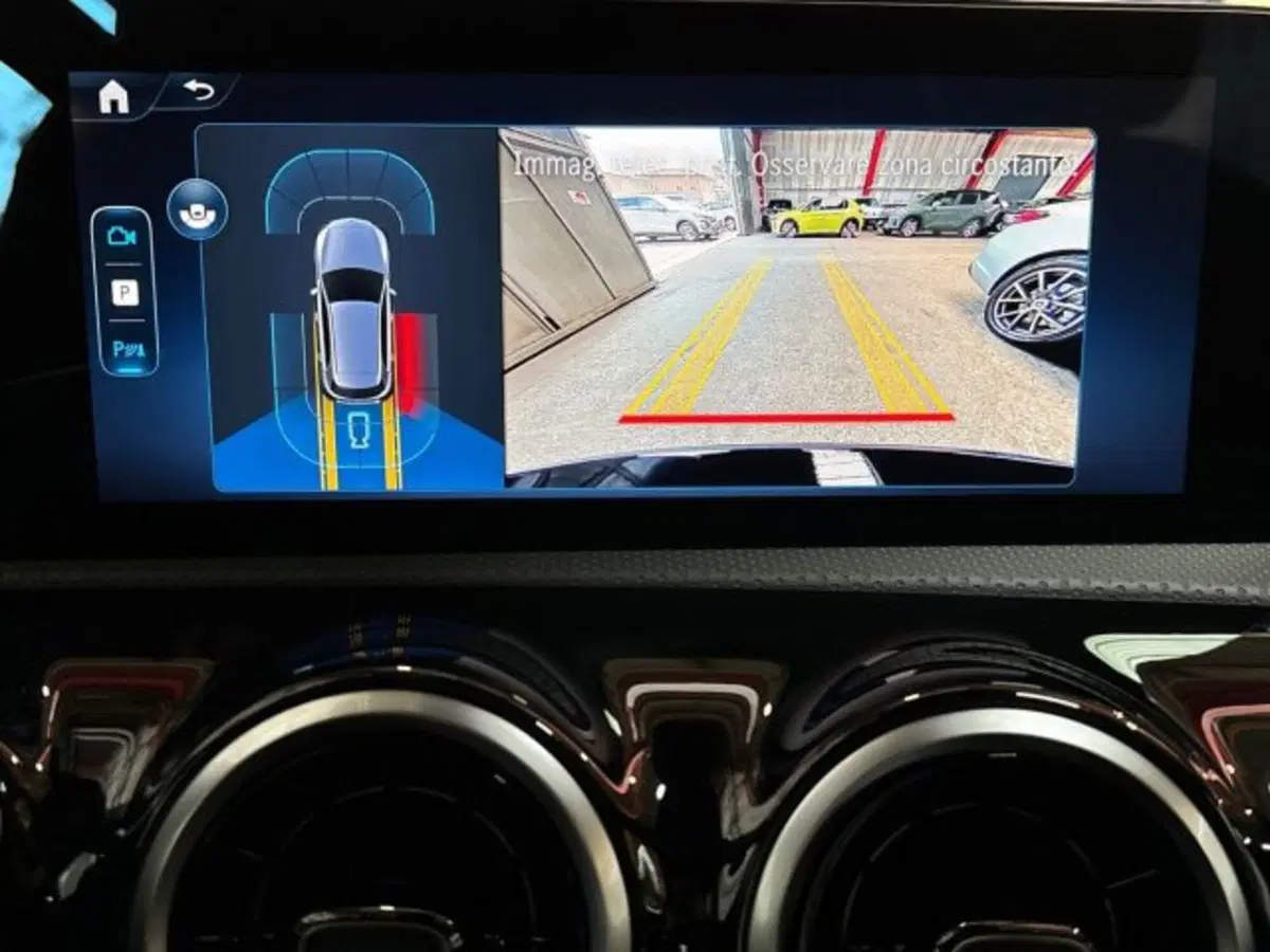 Mercedes-Benz Classe A nuova a Bologna (12)