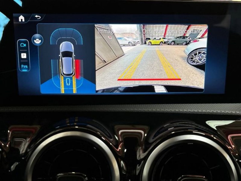 Mercedes-Benz Classe A nuova a Bologna (12)