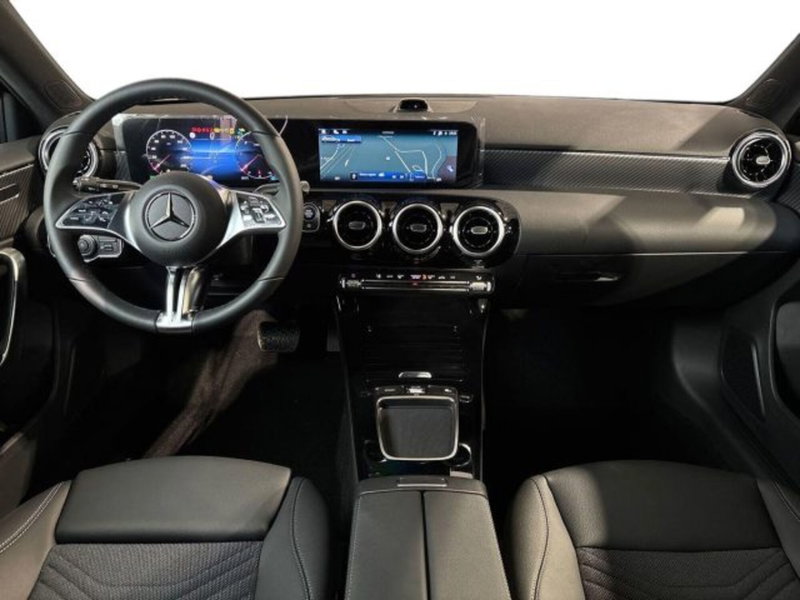 Mercedes-Benz Classe A nuova a Bologna (13)