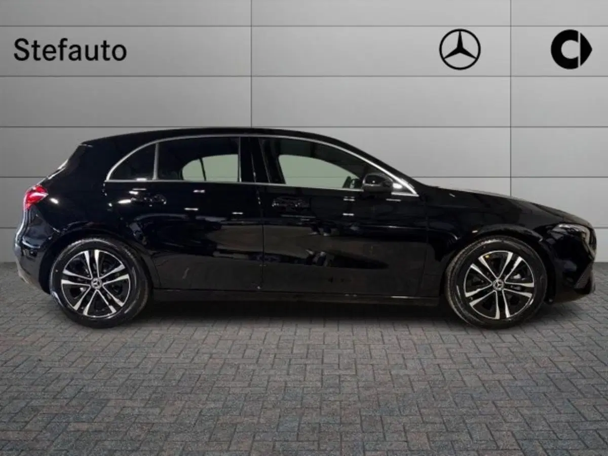Mercedes-Benz Classe A nuova a Bologna (2)