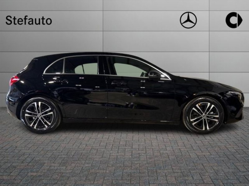 Mercedes-Benz Classe A nuova a Bologna (2)