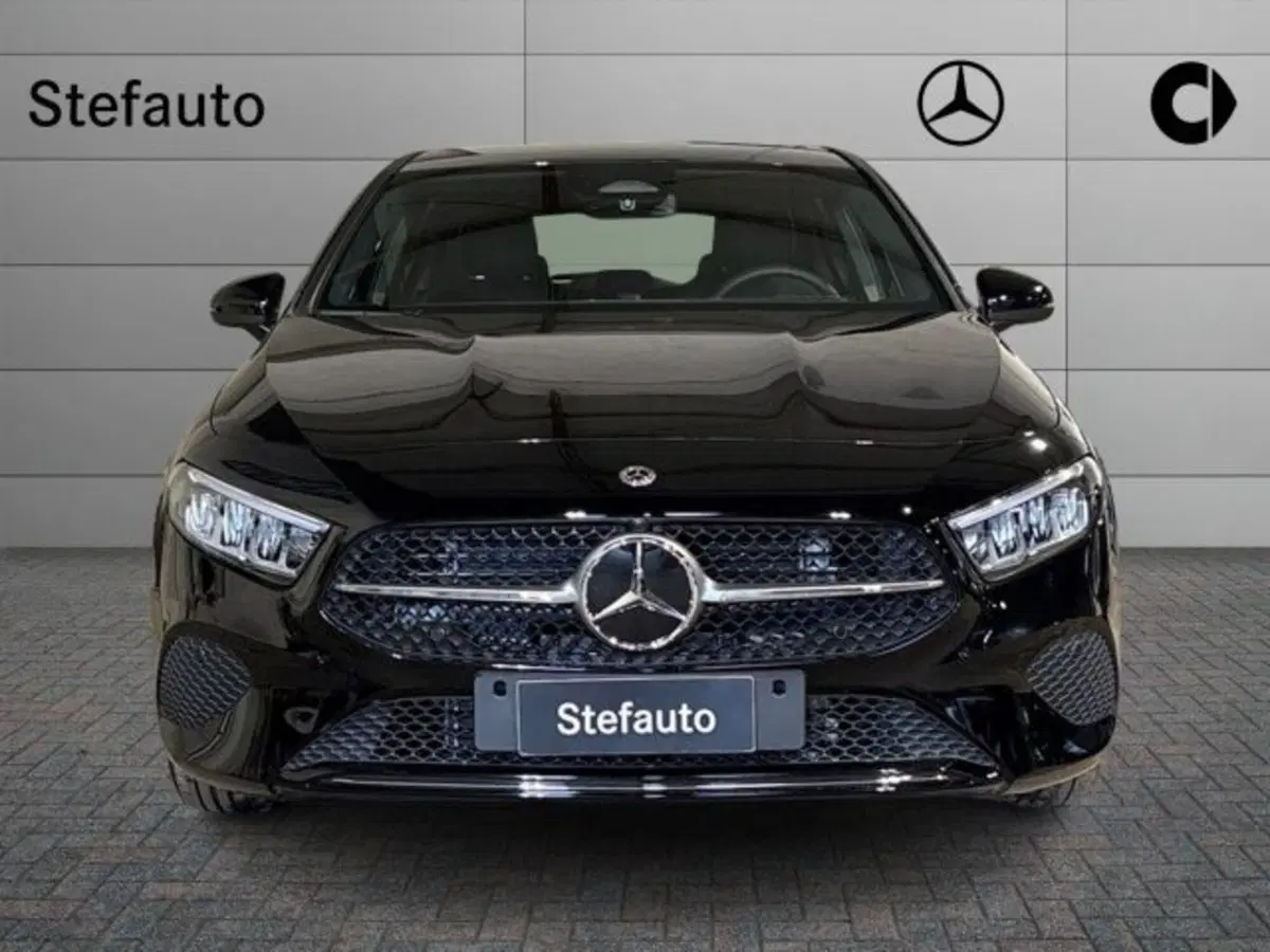 Mercedes-Benz Classe A nuova a Bologna (4)
